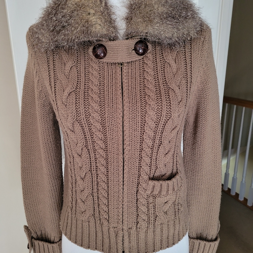 Oui faux fur collar sweater